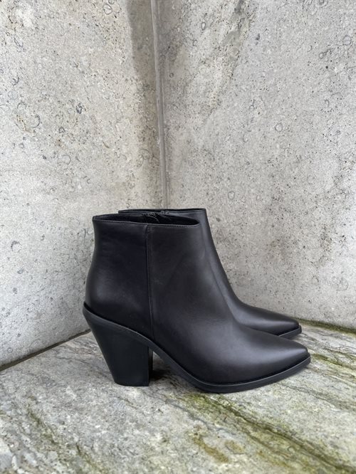 Mentor - Mentor Ankle Boot